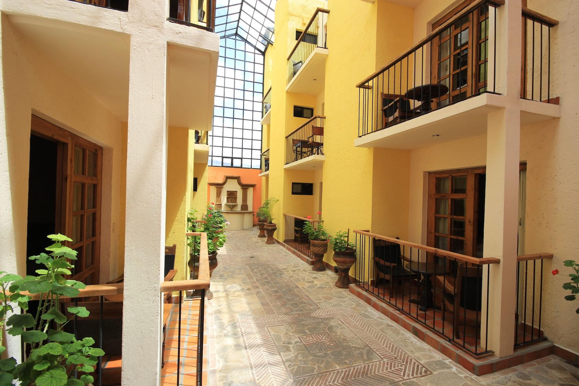 Hotel Diego De Mazariegos San Cristóbal de Las Casas Εξωτερικό φωτογραφία